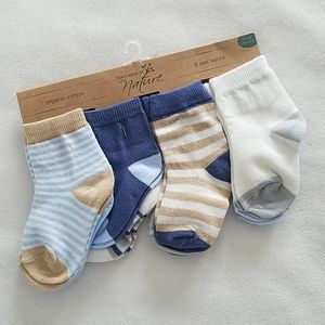 NWT Touched By Nature organic cotton socks